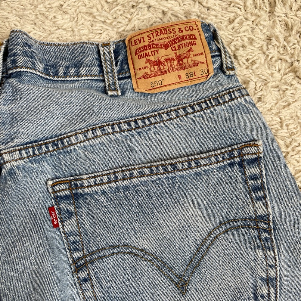 Vintage Levis 550 Mens relaxed W38 L30 FADED